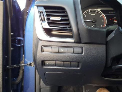 Certified 2023 Nissan Rogue SV image 21