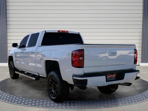 Used 2016 Chevrolet Silverado 2500 W/T w/ Snow Plow Prep Package AWD/4WD image 5
