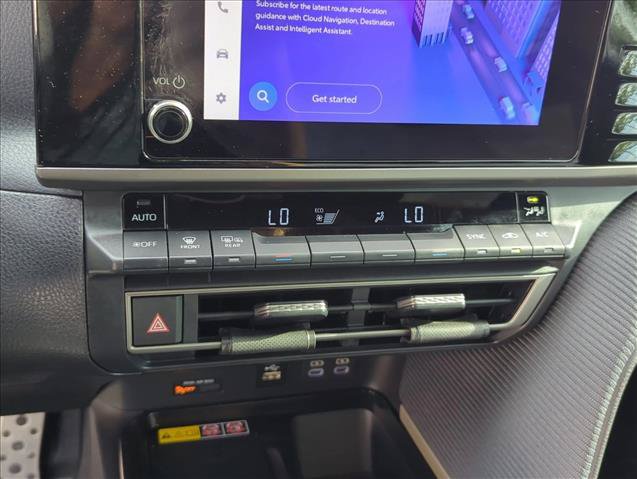 Certified 2025 Toyota Camry SE FWD image 14