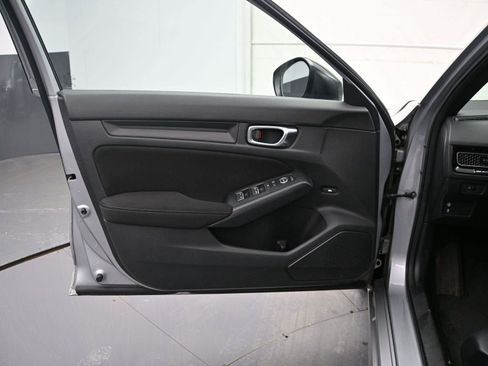 Used 2022 Honda Civic Sport image 8