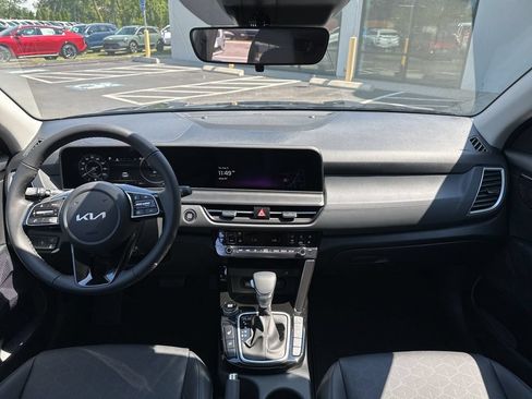 New 2026 Kia Seltos EX w/ EX Sunroof Package AWD/4WD image 25