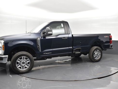 New 2025 Ford F250 XLT w/ 360-Degree Camera Package image 17