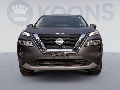 Used 2023 Nissan Rogue SV image 11