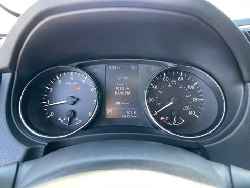 Used 2020 Nissan Rogue S AWD/4WD image 8