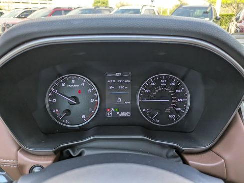 Used 2021 Subaru Outback Touring w/ Popular Package #2 image 3