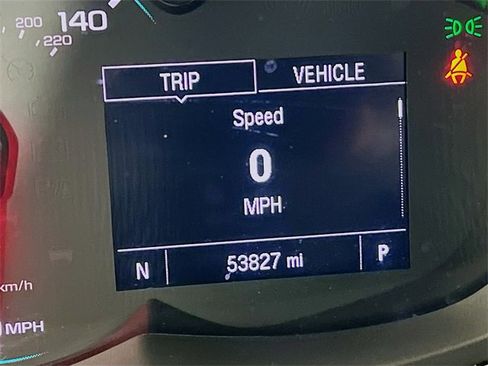 Used 2020 Chevrolet Trax LT w/ LT Convenience Package image 15