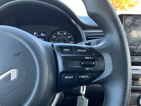 Used 2023 Kia Rio S image 19