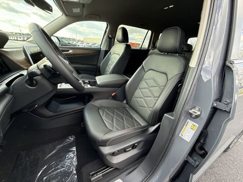 New 2026 Volkswagen Atlas SE image 12
