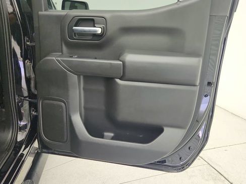 Used 2021 Chevrolet Silverado 1500 Custom Trail Boss AWD/4WD image 31