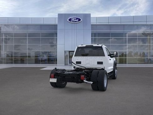 New 2025 Ford F550 4x4 Regular Cab Super Duty image 8