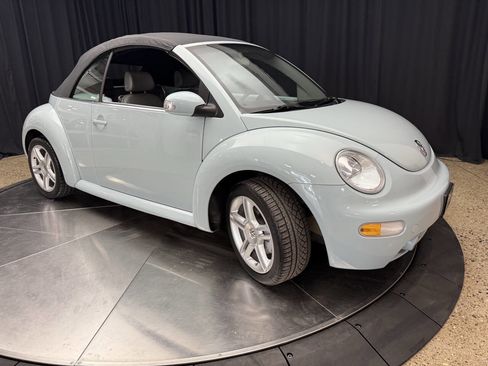 Used 2005 Volkswagen Beetle GLS FWD image 12