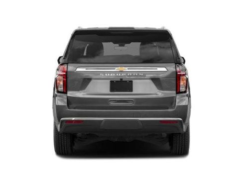 Used 2023 Chevrolet Suburban LS image 9