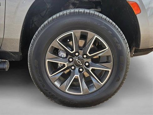 Used 2021 Chevrolet Suburban Z71 AWD/4WD image 23