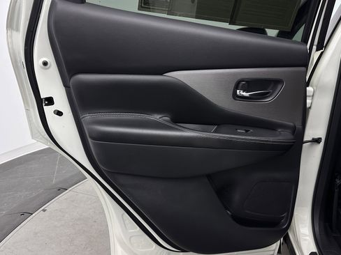 Used 2020 Nissan Murano SV FWD image 25