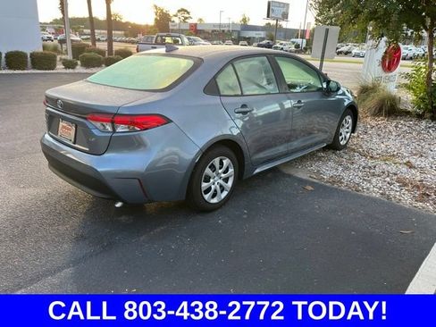 Used 2025 Toyota Corolla LE w/ Convenience Package FWD image 3