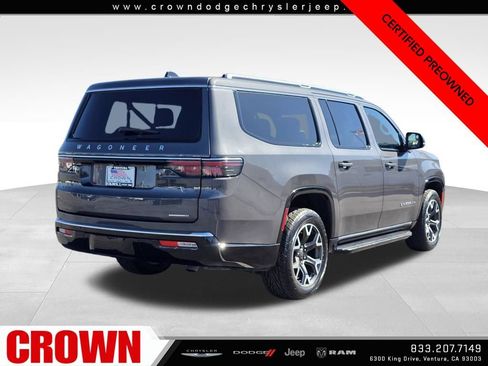 Certified 2024 Jeep Wagoneer L Series III w/ Flexible Seating Group image 7