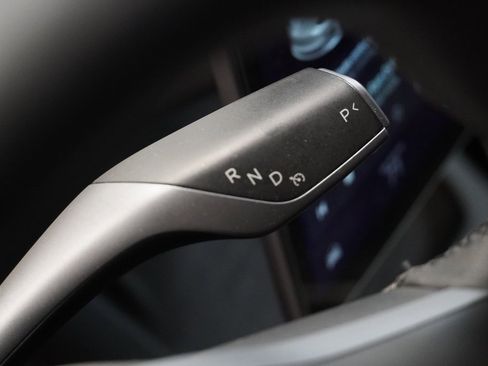 Used 2021 Tesla Model 3 Standard Range Plus image 22