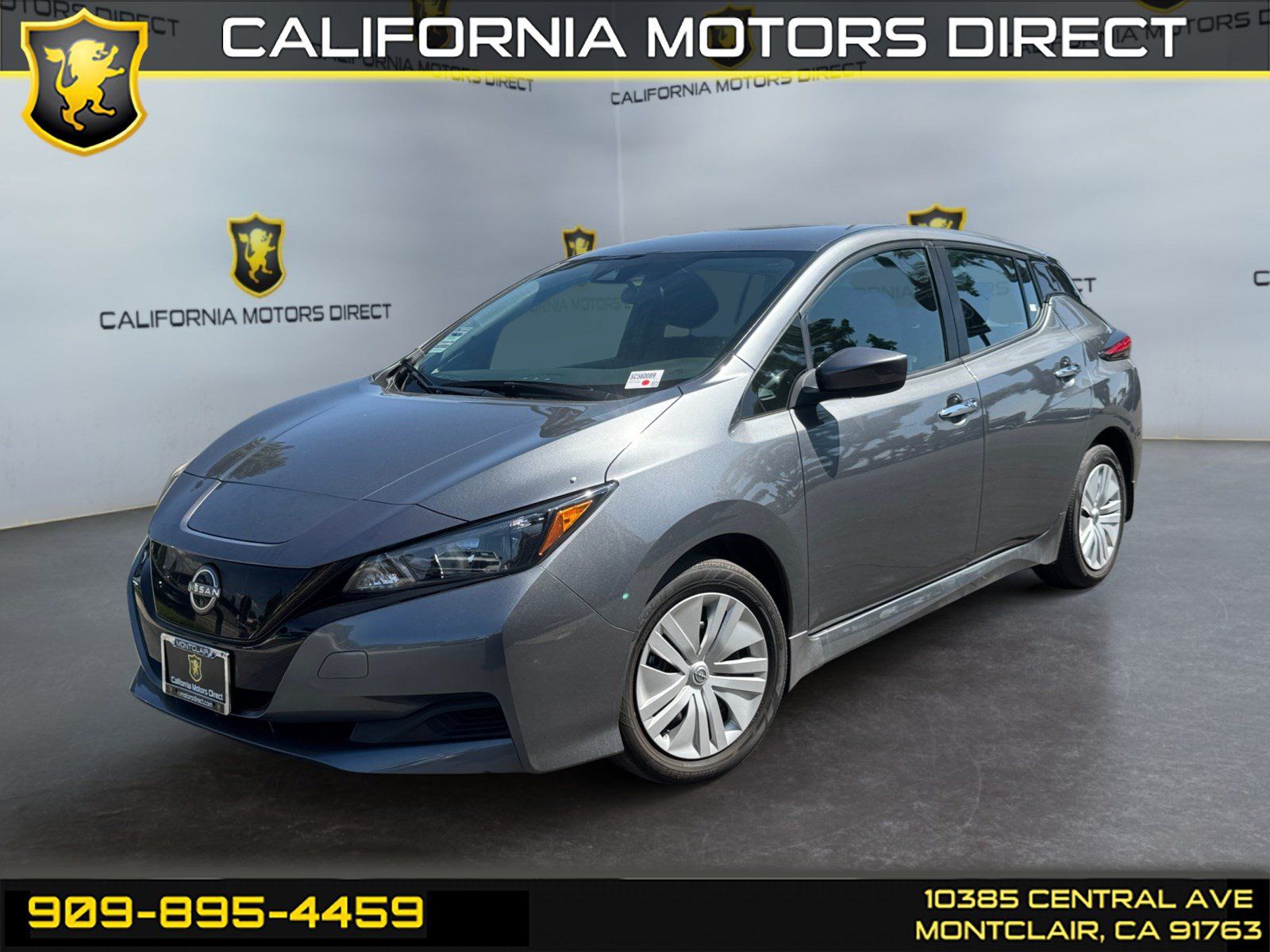 Used 2025 Nissan Leaf S FWD image 1