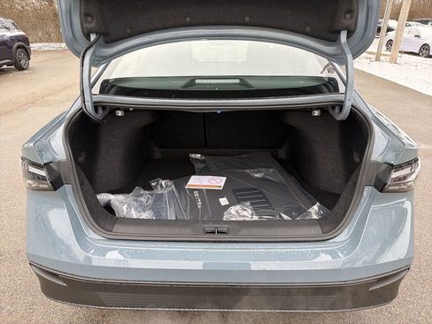 New 2026 Nissan Sentra SV w/ SV Convenience Package FWD image 15