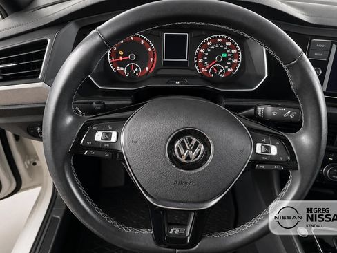 Used 2021 Volkswagen Jetta R-Line w/ R-Line Cold Weather Package FWD image 10
