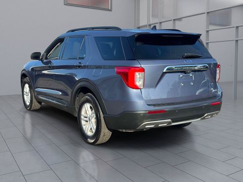 Used 2021 Ford Explorer XLT w/ Equipment Group 202A AWD/4WD image 4