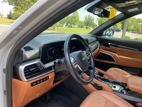Used 2024 Kia Telluride EX X-Line AWD/4WD image 17
