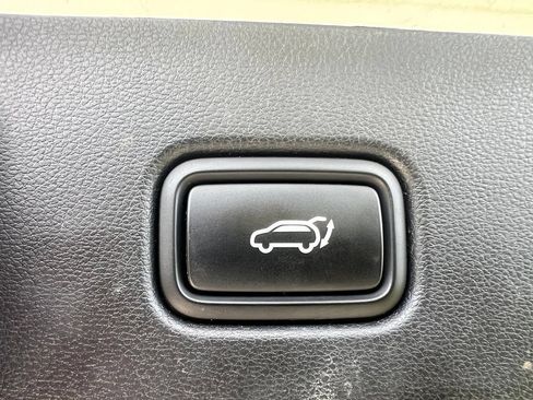 Certified 2025 Hyundai Tucson SEL AWD/4WD image 11
