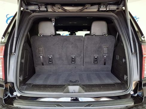 Used 2024 Chevrolet Tahoe LT image 10