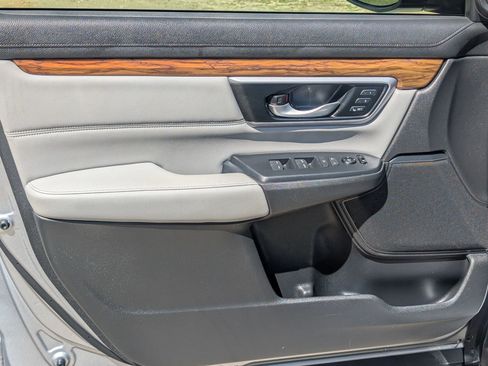 Used 2017 Honda CR-V EX-L image 13
