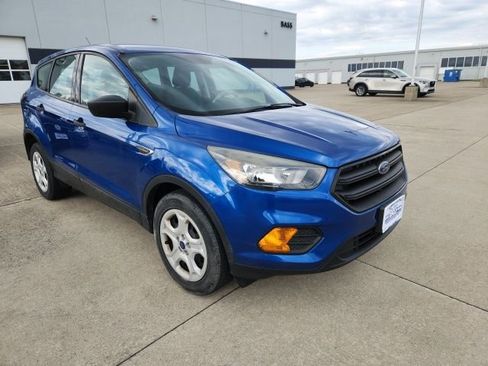 Used 2018 Ford Escape S image 9