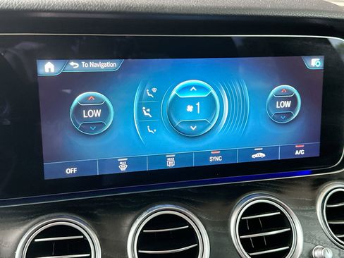 Used 2022 Mercedes-Benz E 350 Sedan image 10