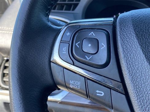 Used 2015 Toyota Avalon Limited image 31