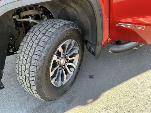 Used 2023 GMC Sierra 1500 AT4 w/ AT4 Preferred Package image 12