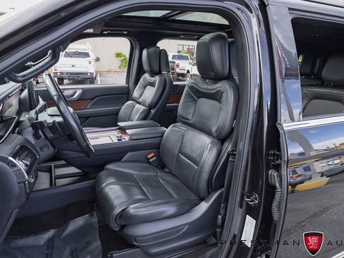 Used 2022 Lincoln Navigator L Reserve w/ Monochromatic Package image 26