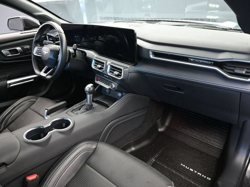 Used 2024 Ford Mustang GT Premium w/ GT Performance Package RWD image 24