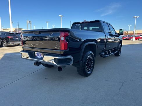 Used 2023 Chevrolet Silverado 2500 LTZ w/ LTZ Plus Package image 5