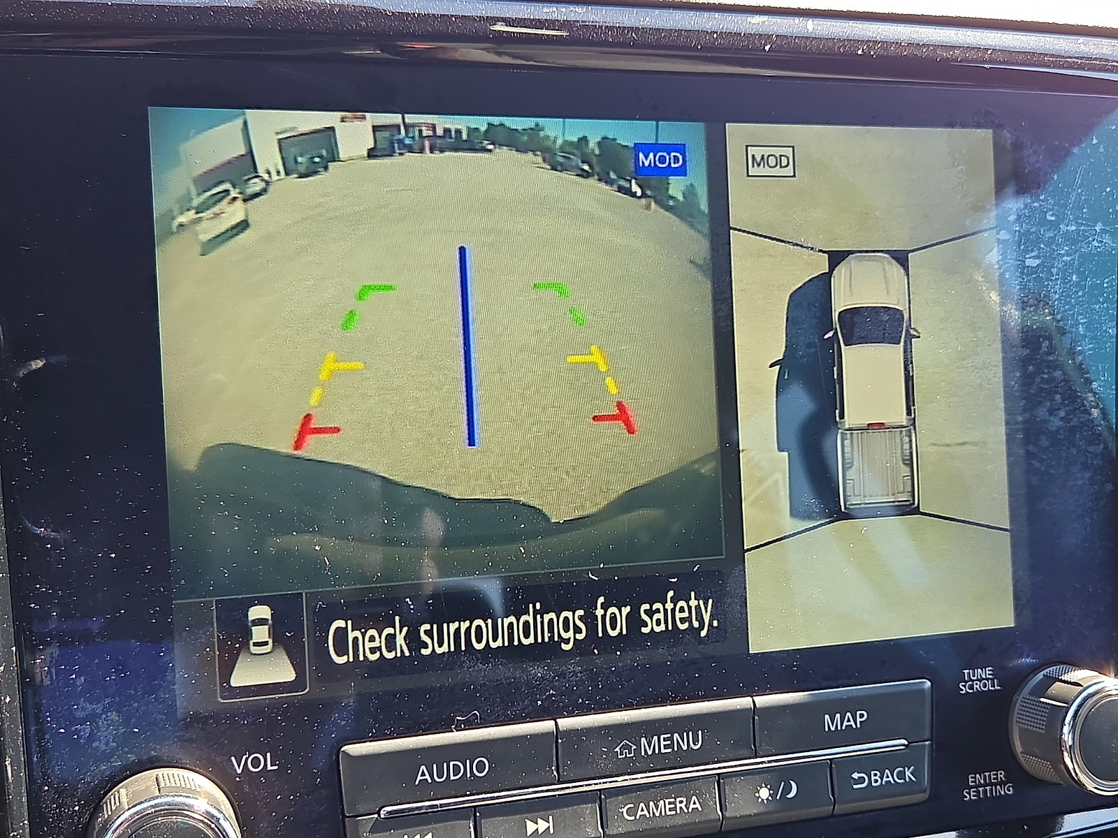 Used 2022 Nissan Frontier PRO-4X AWD/4WD image 18