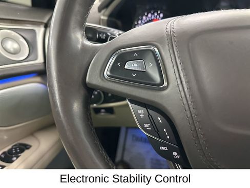 Used 2019 Lincoln MKZ Reserve w/ Luxury Package image 34