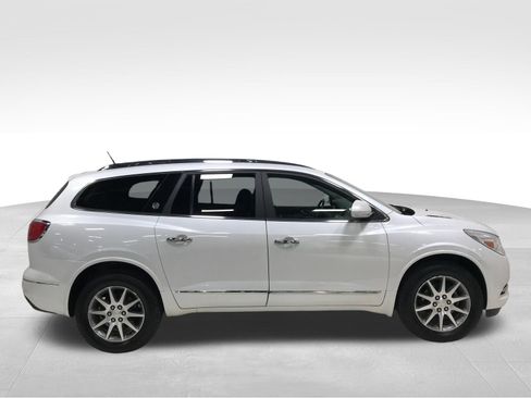 Used 2017 Buick Enclave Convenience FWD image 4