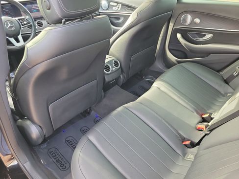 Used 2020 Mercedes-Benz E 350 Sedan image 14