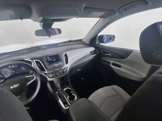 Used 2024 Chevrolet Equinox LS w/ Driver Confidence II Package FWD image 18