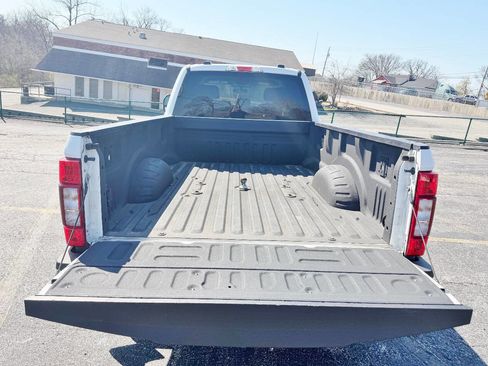 Used 2022 Ford F350 XLT image 16