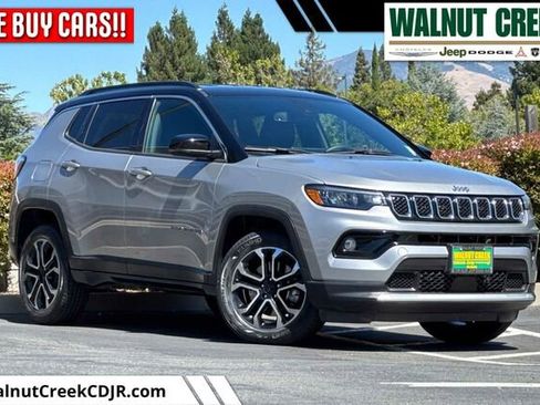 Certified 2023 Jeep Compass Limited AWD/4WD image 1