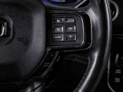 Used 2022 RAM 2500 Limited AWD/4WD image 18