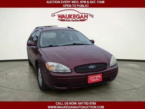 Used 2004 Ford Taurus SEL FWD image 3