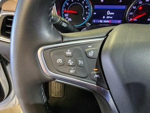 Used 2022 Chevrolet Equinox Premier image 22