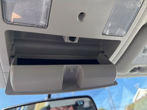 Used 2011 Toyota Prius Three image 34