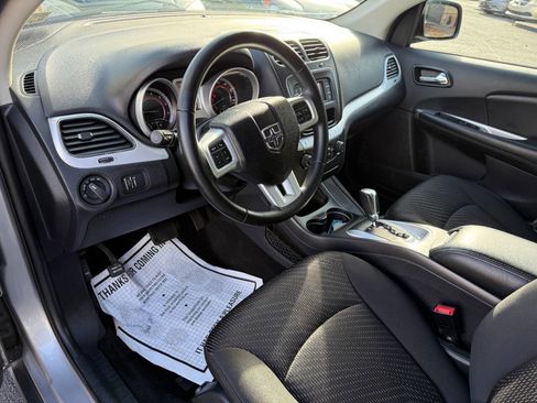 Used 2018 Dodge Journey SE w/ Connectivity Group image 14