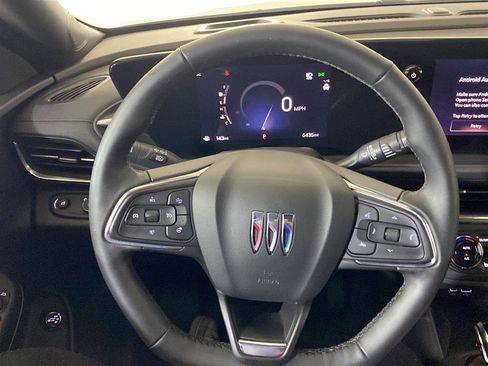 Used 2024 Buick Envista Sport Touring w/ Convenience I Package FWD image 16
