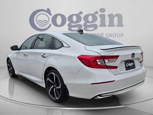 Used 2022 Honda Accord Sport image 4
